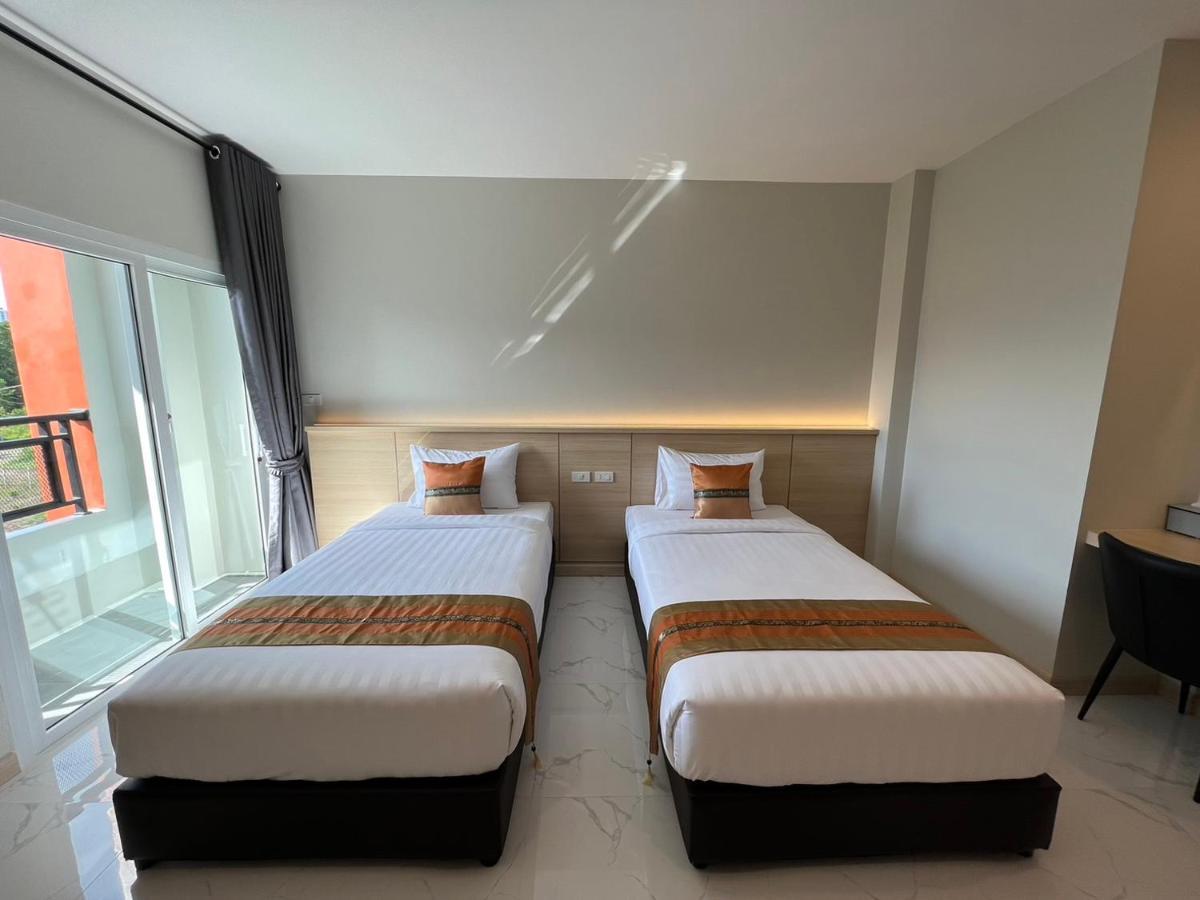 The Hub Suratthanl Surat Thani Exterior foto